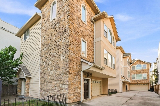 1714 Ovid Street - Photo 1