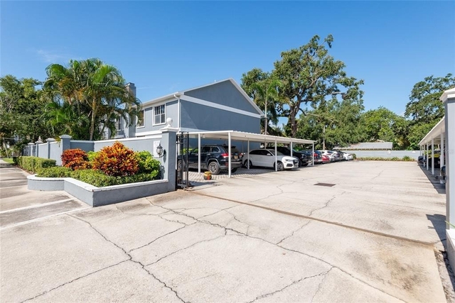 315 S Edison Avenue - Photo 1