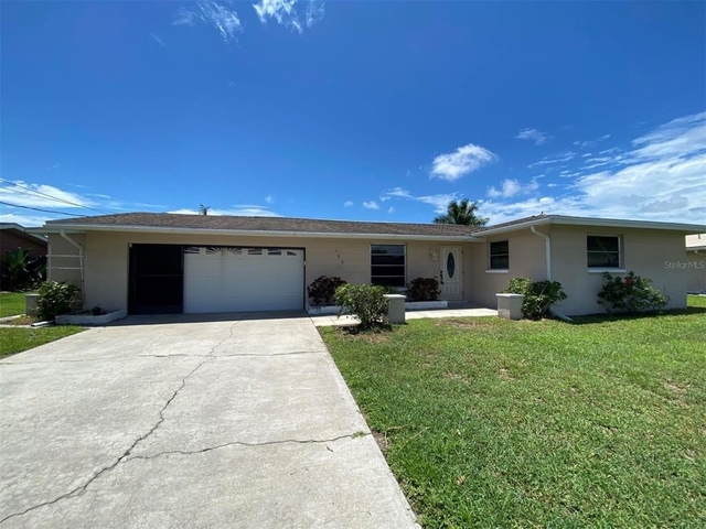165 Dartmouth Drive Nw - Photo 1