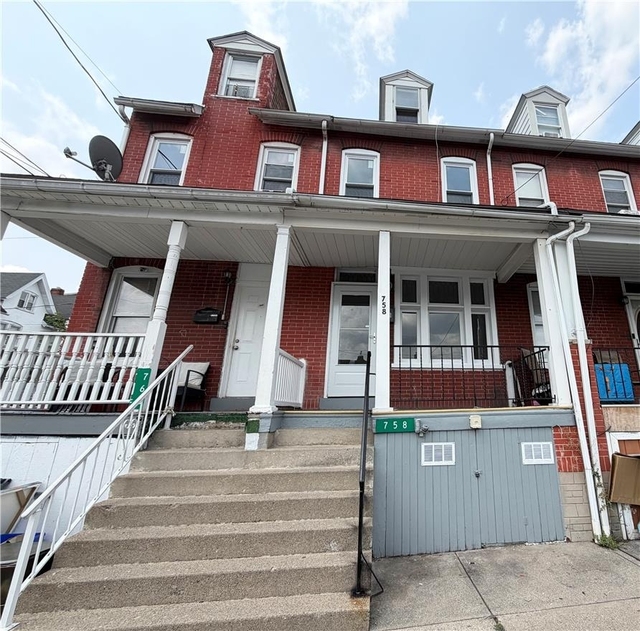 758 Pawnee Street - Photo 1