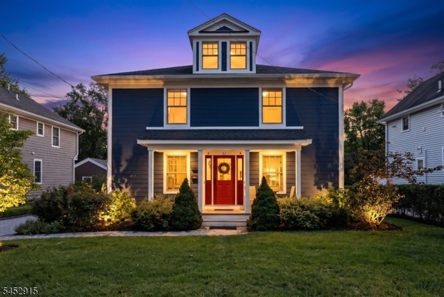 51 Summit Ave, Unit A - Photo 1