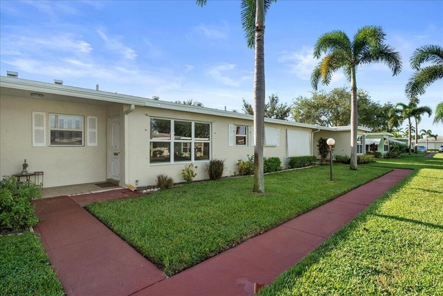 220 Country Lane - Photo 1