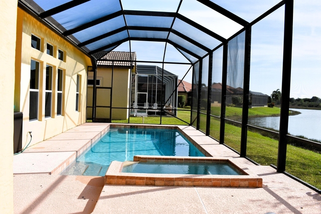 895 Sw Grand Reserves Boulevar - Photo 1