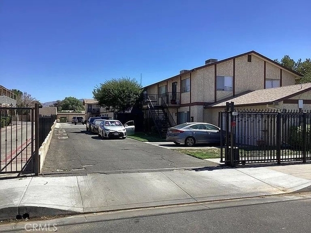 4128 W Avenue L - Photo 1