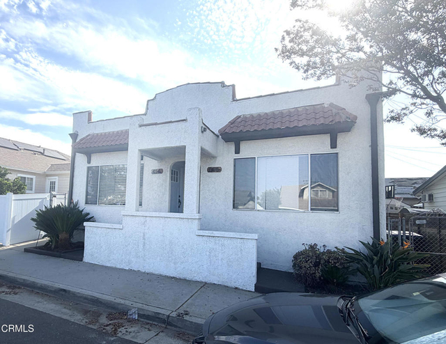 156 S Pacific Avenue - Photo 1