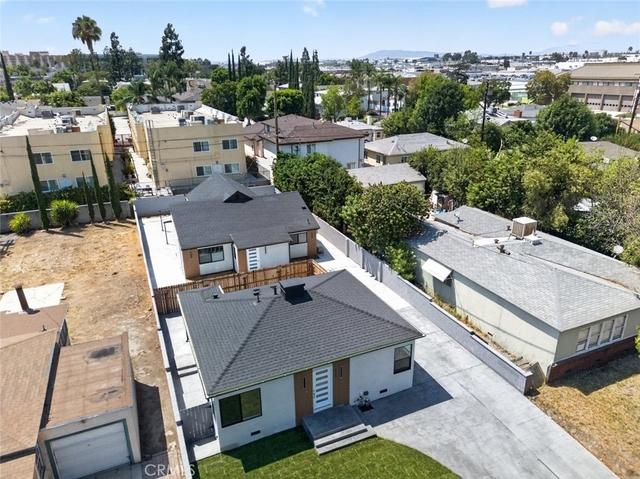 2325 N Naomi Street - Photo 1