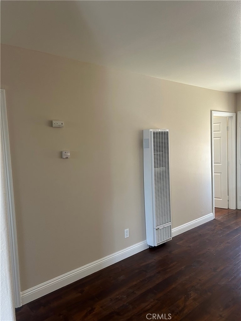 626 W 59th Place - Photo 1