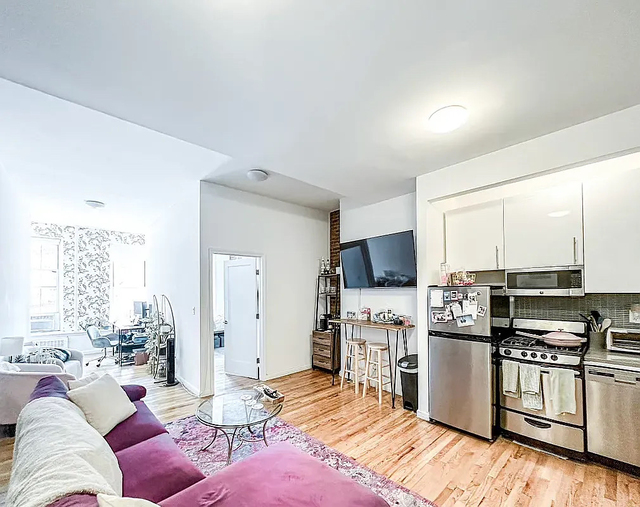  3rd Avenue - Photo 1