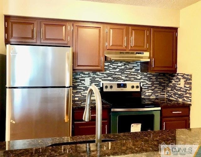 513 Aspen Drive - Photo 1