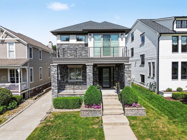 484 Park Street - Photo 1