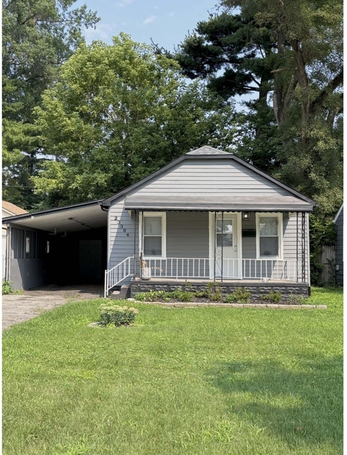 23384 Tawas Avenue - Photo 1
