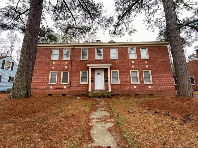 210 E 16th Street - Photo 1
