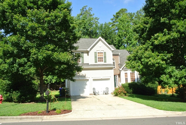 2108 Summit Drive - Photo 1