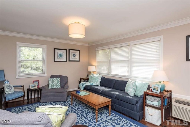 801 Daniels Street - Photo 1