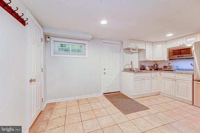 4901 7th Street N - Photo 1