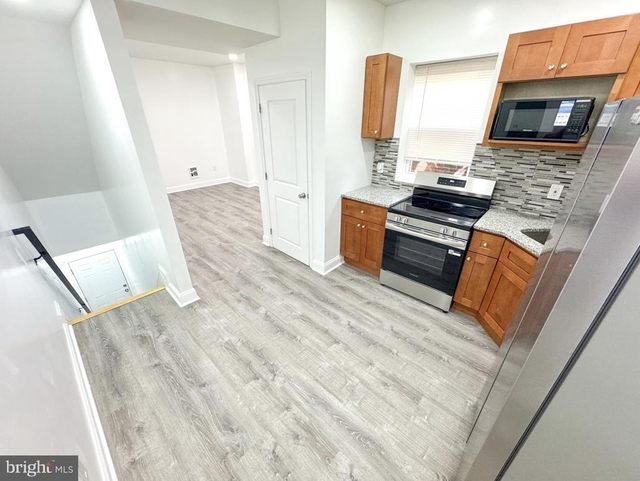 2507 N 19th Street - Photo 1