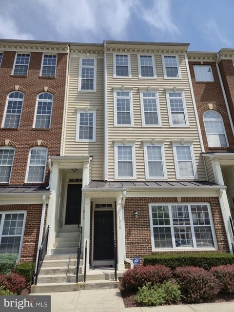1016 Wood Branch Court - Photo 1