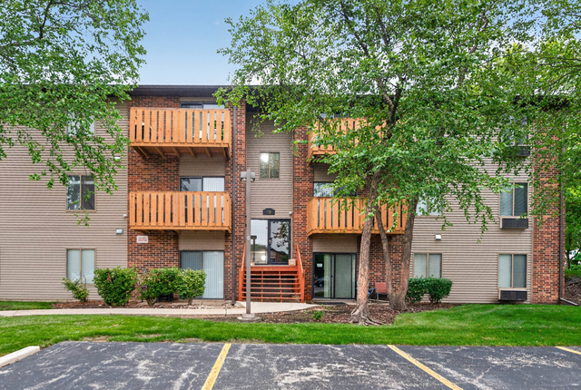718 Rodenburg Road - Photo 1