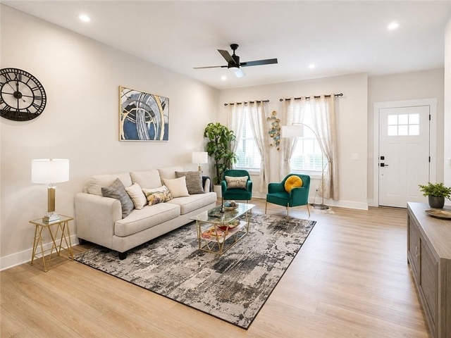 162 Chestnut Circle - Photo 1