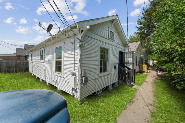 3021 Florida Street - Photo 1