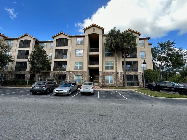 1370 Tuscan Terrace - Photo 1