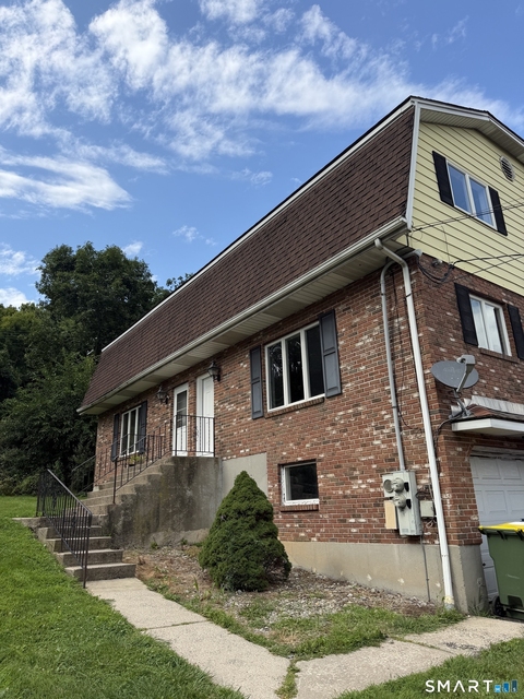 1474 Highland Avenue - Photo 1