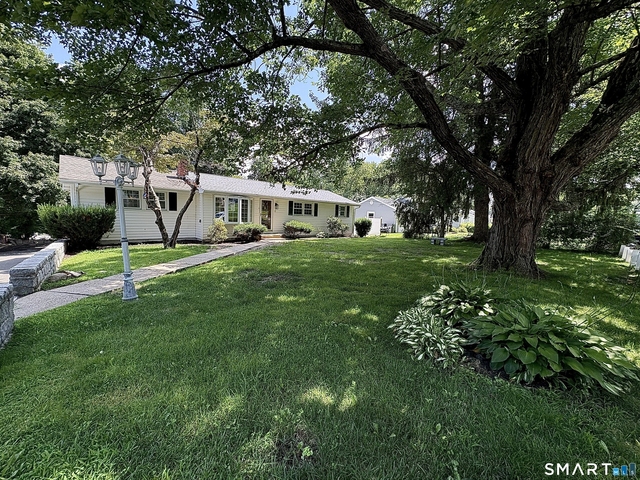 43 Meadowbrook Road - Photo 1