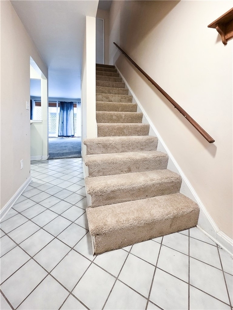 454 Country View Ct - Photo 1