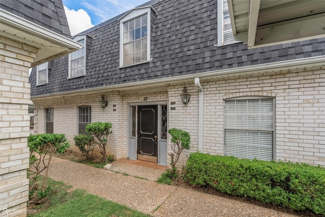 3730 Fairfield Avenue - Photo 1