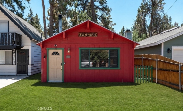906 W Country Club Boulevard - Photo 1