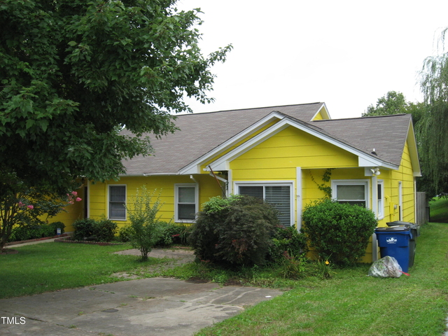 3605 Pine Knoll Drive - Photo 1