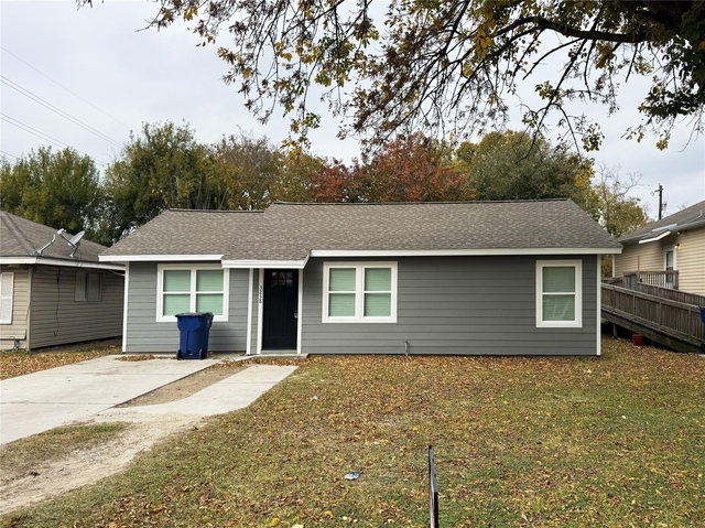 3238 Texas Avenue - Photo 1