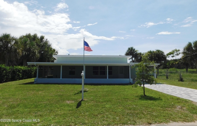 9896 Pine Street - Photo 1