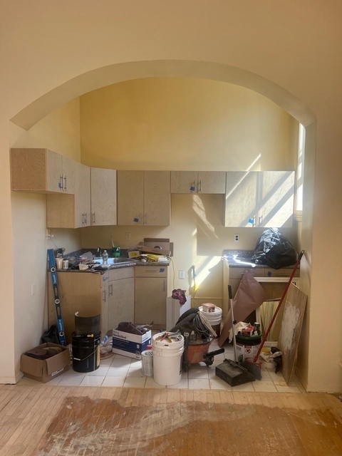 McLean Avenue - Photo 1
