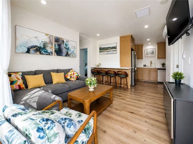 559 E Juanita - Photo 1