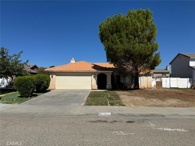 1229 Onyx - Photo 1