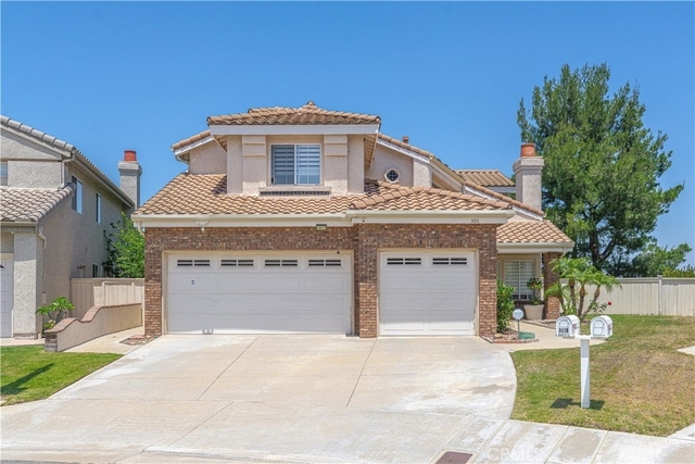 1011 S Mountcrest Court - Photo 1