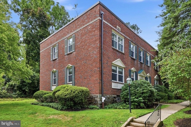 500 E Lancaster Avenue - Photo 1