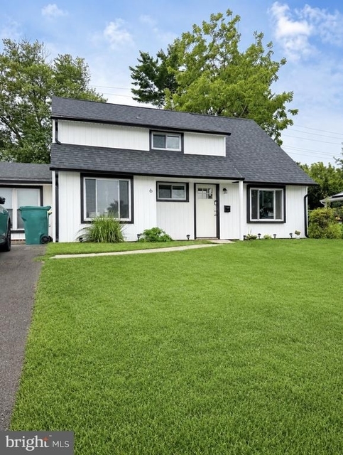 6 Roundwood Lane - Photo 1