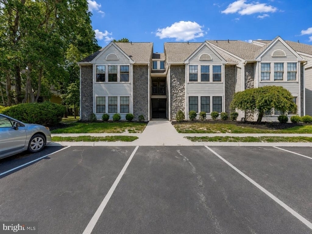 19 Summit Court - Photo 1