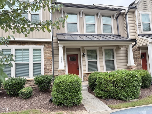 1008 Midtowne Way - Photo 1