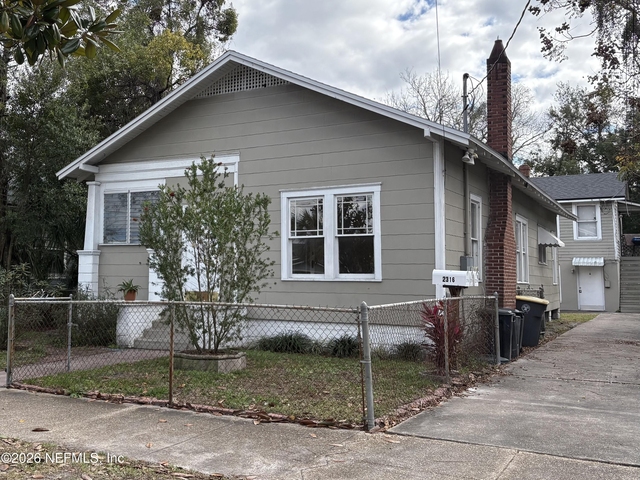 2316 Gilmore Street - Photo 1