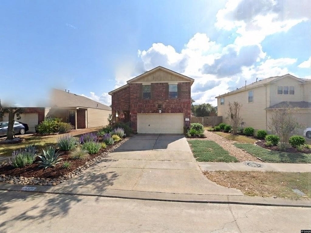 18307 Tupper Bend Lane - Photo 1