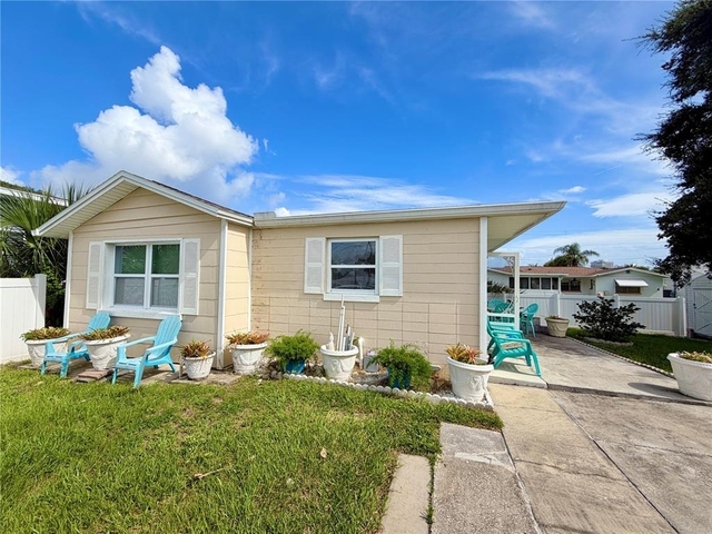 233 Williams Avenue - Photo 1