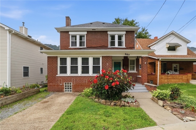 307 Ambridge Ave - Photo 1
