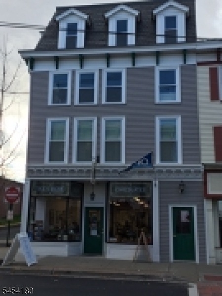 124 Spring St - Photo 1