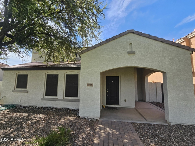 1638 S Martingale Road - Photo 1