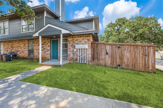 117 Peachtree Court - Photo 1