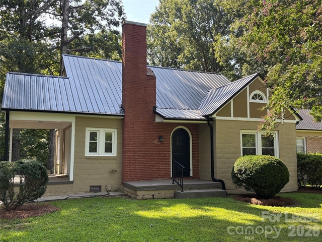 1613 Boy Scout Road - Photo 1