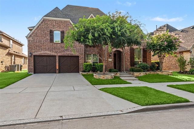 7527 Wright Drive - Photo 1